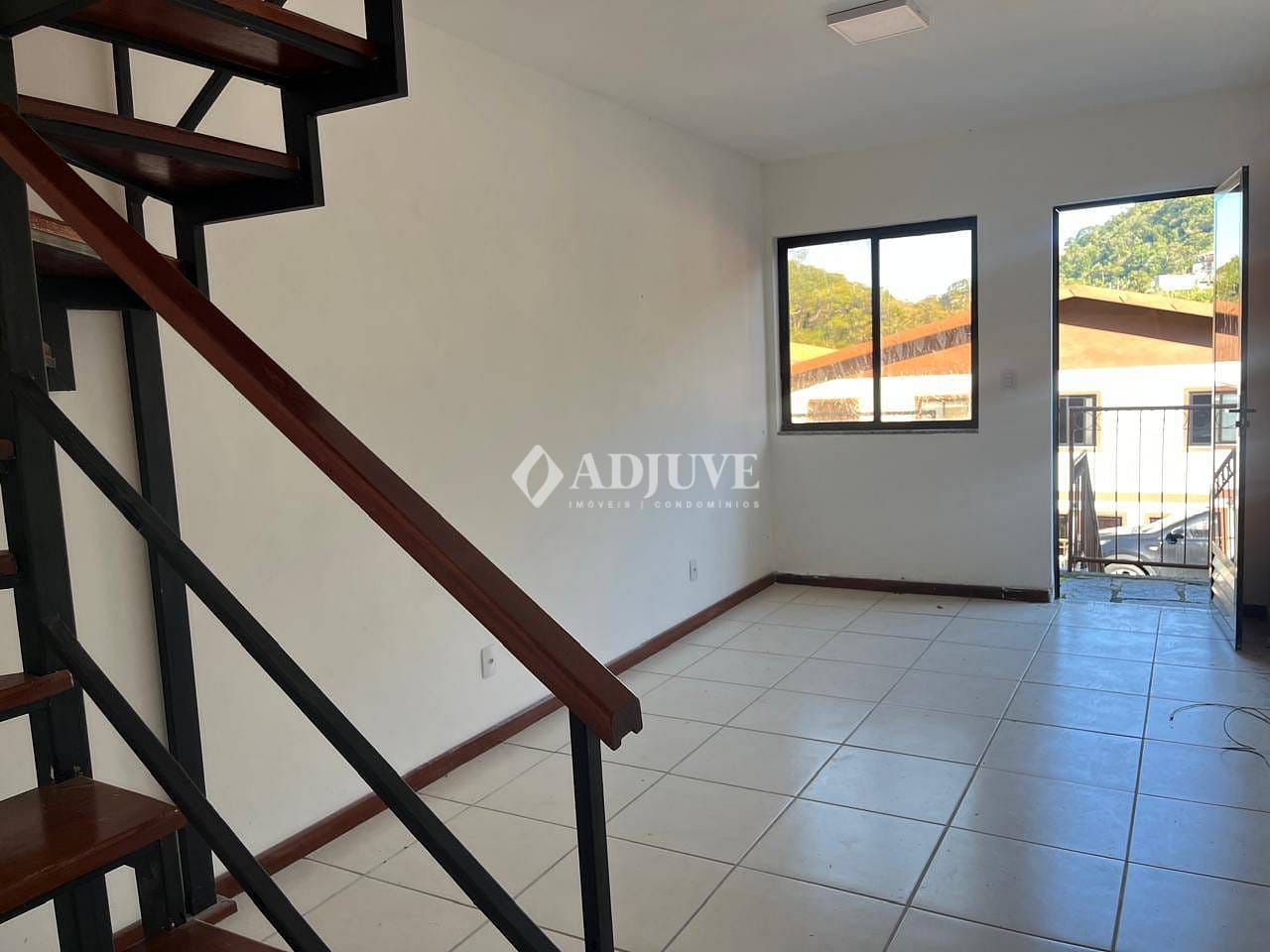 Apartamento à venda e aluguel com 2 quartos, 59m² - Foto 2