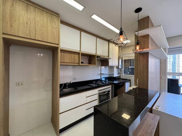 Apartamento 2 quartos e 2 banheiros, à venda, no bairro Gleba Palhano em Londrina