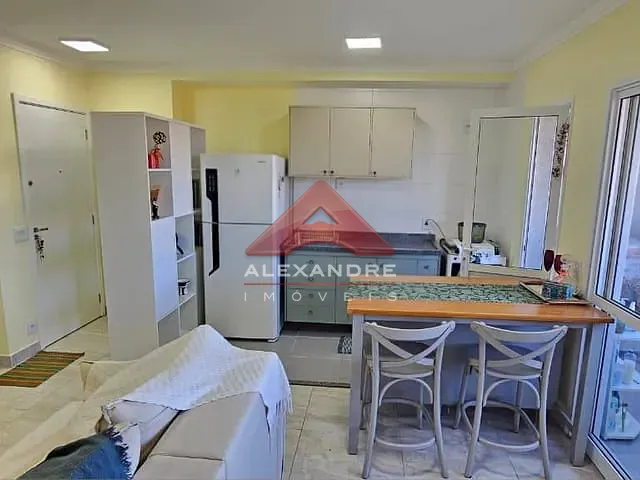 Apartamento 2 quartos e 1 banheiro, à venda, no bairro Vila Industrial em São José dos Campos