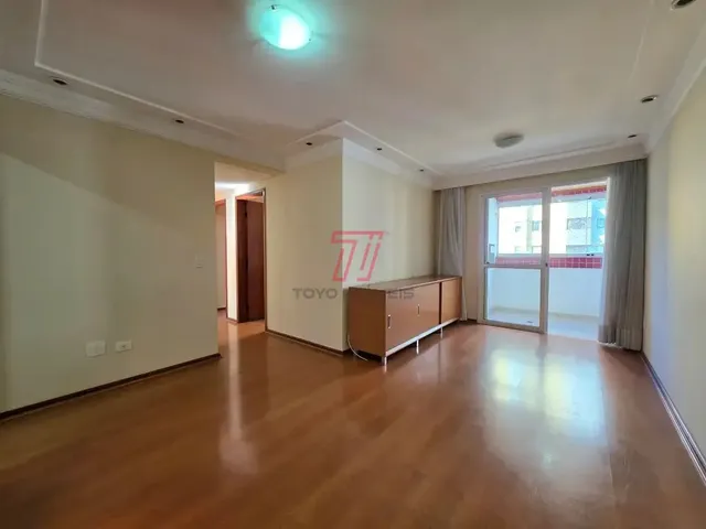 Apartamento 3 quartos e 2 banheiros, para alugar, no bairro Portão em Curitiba