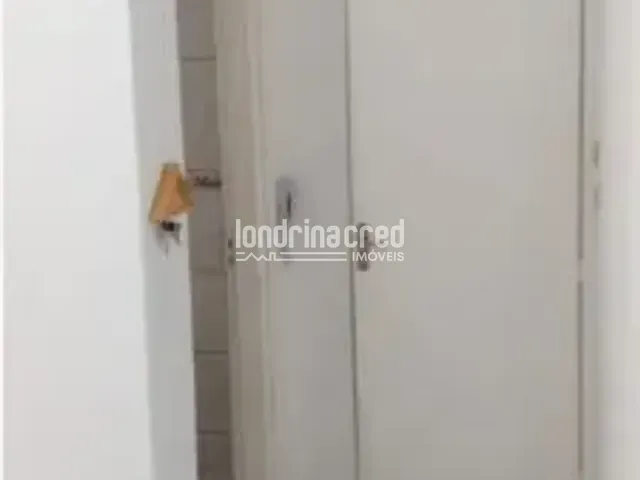 Apartamento 2 quartos e 1 banheiro, à venda, no bairro RESIDENCIAL CARMEL BEZZINA em Londrina