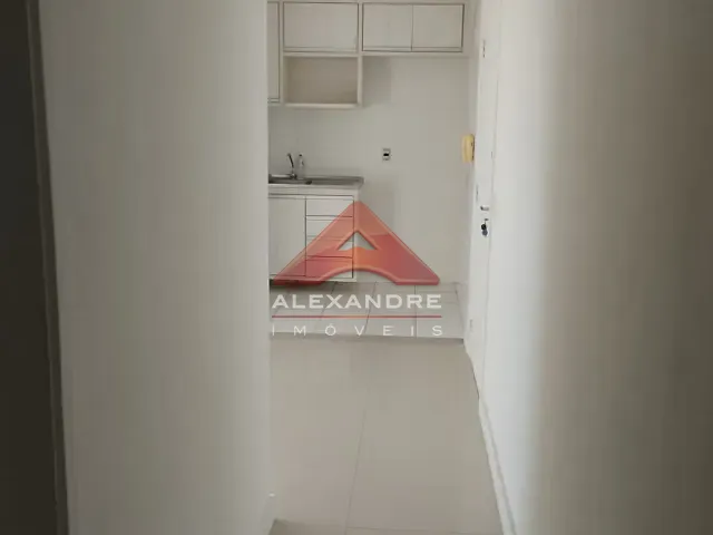 Apartamento com 45m² 2 quartos e 1 banheiro, à venda, no bairro Jardim Copacabana em São José dos Campos