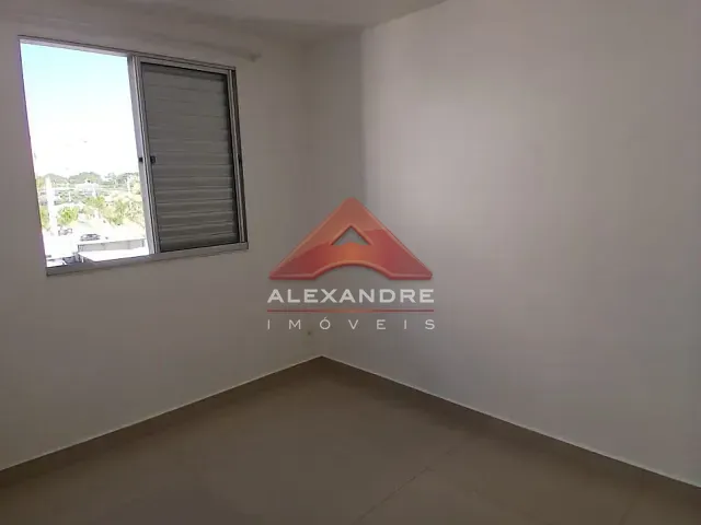 Apartamento 2 quartos e 1 banheiro, para alugar, no bairro Jardim Ismênia em São José dos Campos