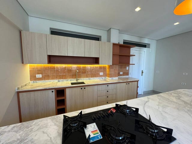 Apartamento 3 quartos e 3 banheiros, à venda, no bairro Centro em Londrina