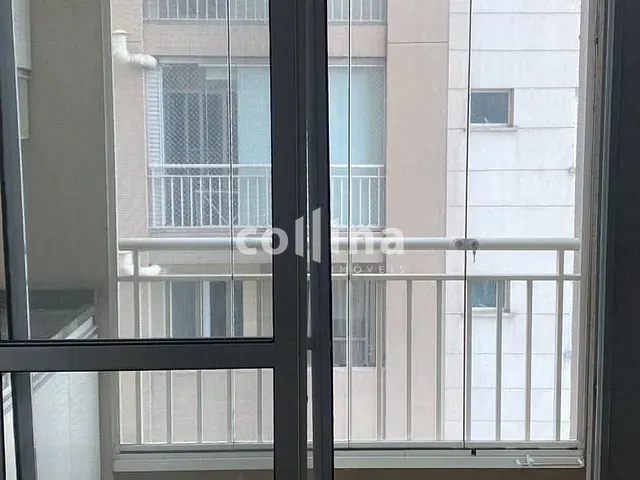 Apartamento 2 quartos e 1 banheiro, à venda, no bairro Vila Santa Terezinha em Carapicuíba