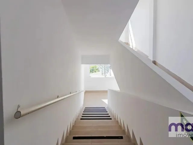 Apartamento com 73m² 2 quartos e 1 banheiro, para alugar, no bairro Centro em Curitiba