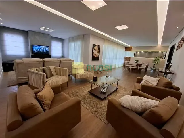 Apartamento com 278m² 4 quartos e 6 banheiros, à venda, no bairro Jardim das Colinas em São José dos Campos
