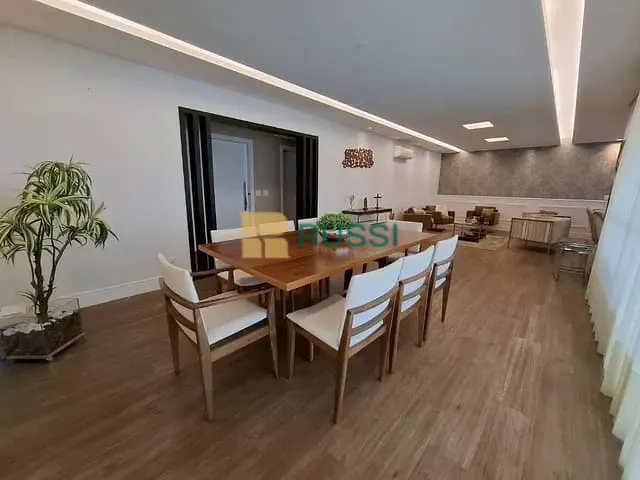 Apartamento com 278m² 4 quartos e 6 banheiros, à venda, no bairro Jardim das Colinas em São José dos Campos