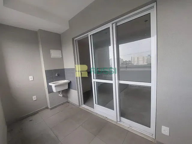 Apartamento com 56m² 2 quartos e 2 banheiros, à venda, no bairro Vila Industrial em São José dos Campos