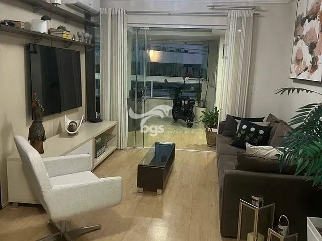Apartamento com 142m² 3 quartos e 2 banheiros, à venda, no bairro Centro em Balneário Camboriú