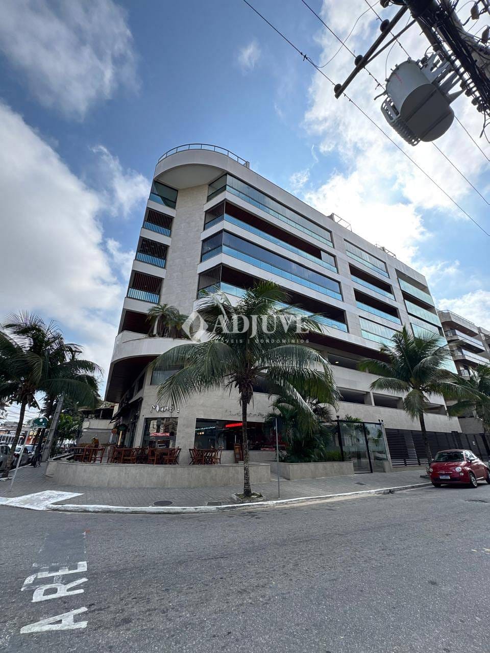 Apartamento à venda e aluguel com 2 quartos, 90m² - Foto 1