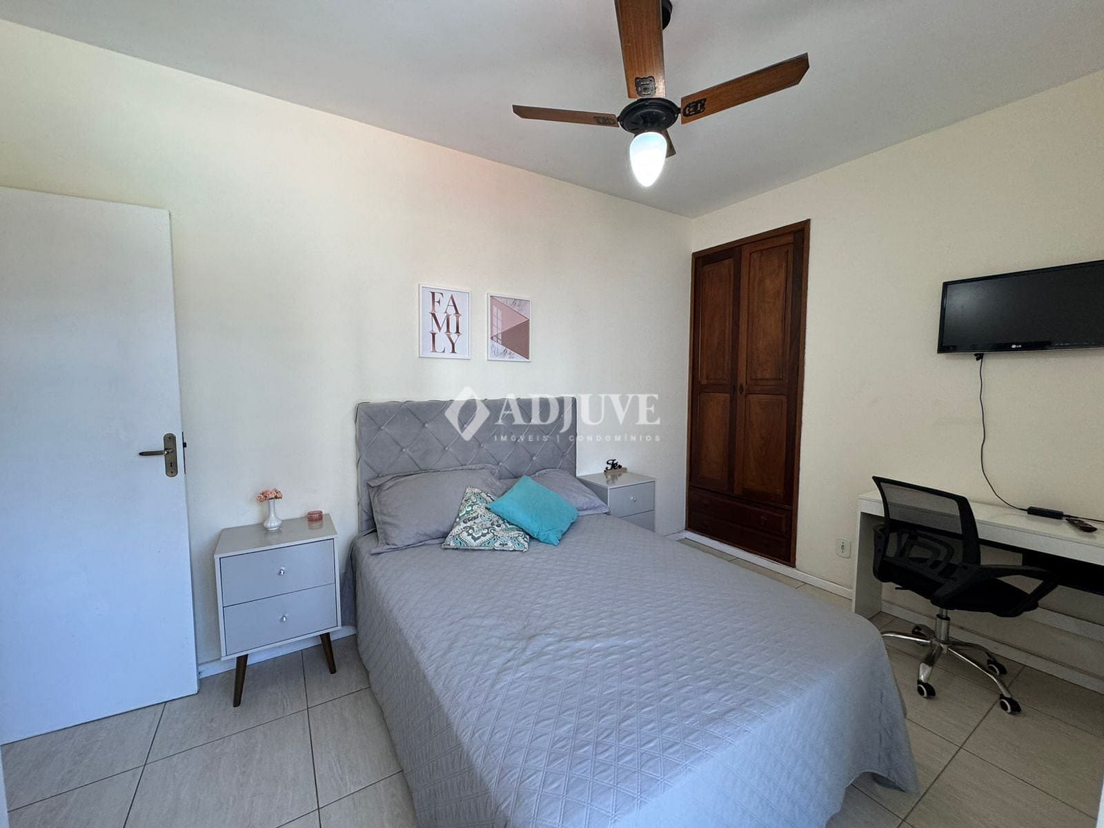 Apartamento à venda com 2 quartos, 70m² - Foto 6