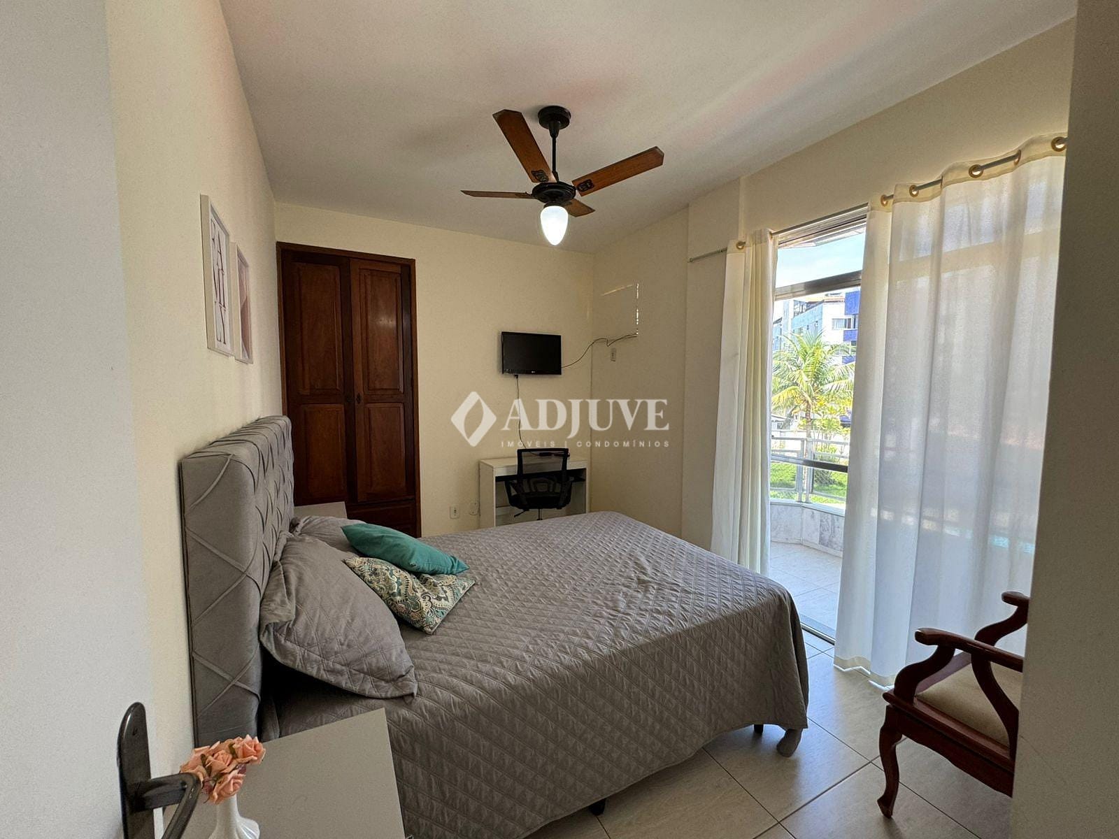 Apartamento à venda com 2 quartos, 70m² - Foto 5