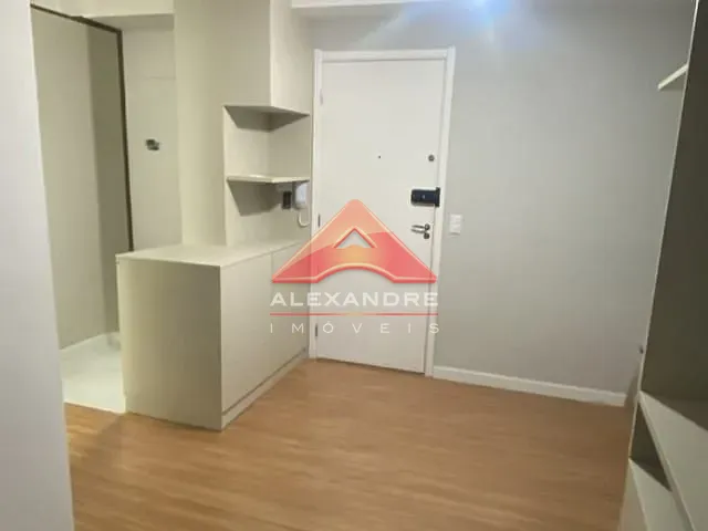 Apartamento 2 quartos e 1 banheiro, para alugar, no bairro Jardim Copacabana em São José dos Campos