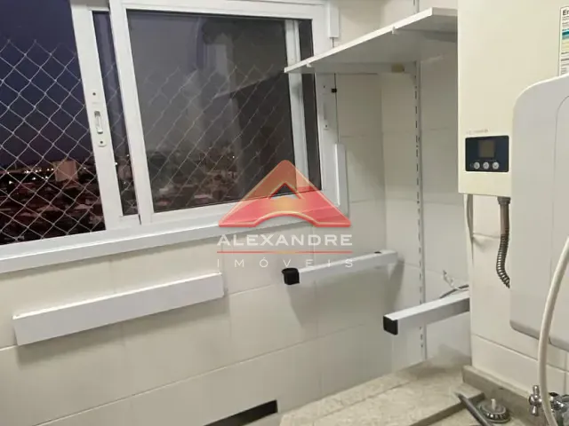 Apartamento 2 quartos e 1 banheiro, para alugar, no bairro Jardim Copacabana em São José dos Campos