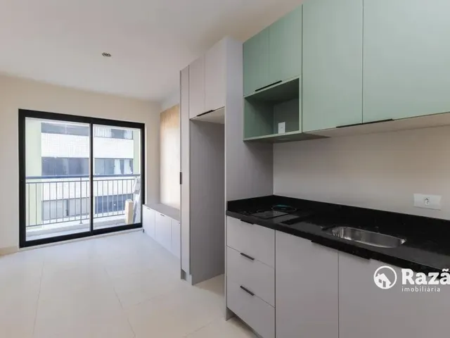 Apartamento 1 quarto e 1 banheiro, para alugar, no bairro Portão em Curitiba