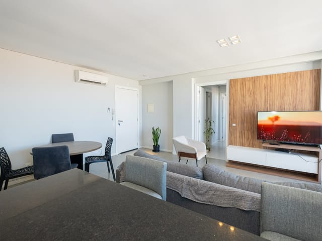 Apartamento 2 quartos e 2 banheiros, à venda, no bairro Três Vendas em Pelotas