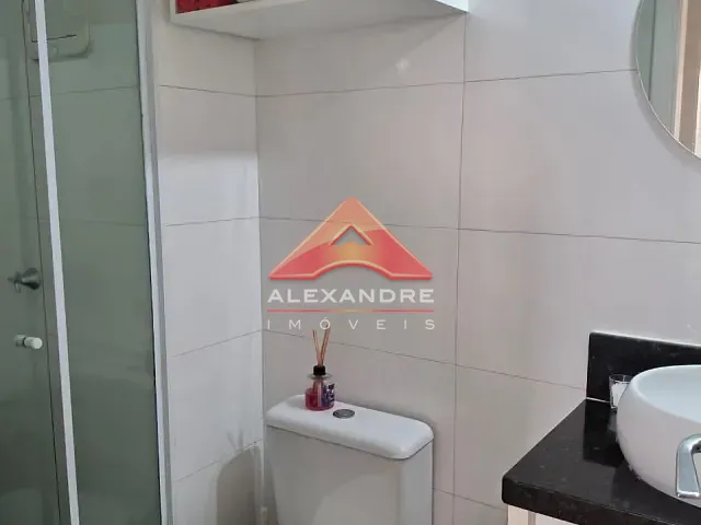 Apartamento 2 quartos e 1 banheiro, à venda, no bairro Jardim Ismênia em São José dos Campos