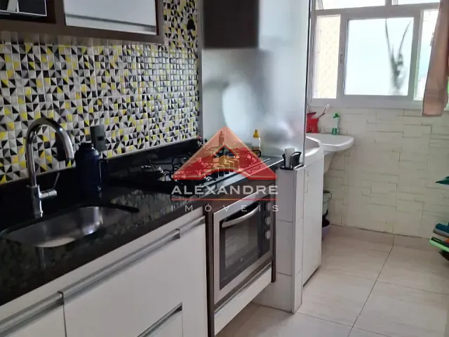 Apartamento 2 quartos e 1 banheiro, à venda, no bairro Jardim Ismênia em São José dos Campos