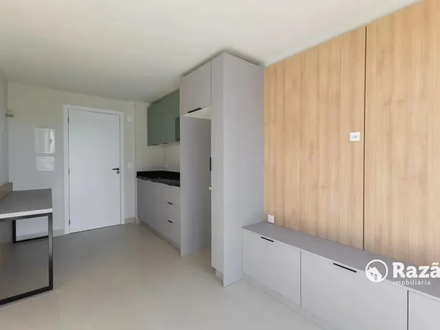Apartamento 1 quarto e 1 banheiro, para alugar, no bairro Portão em Curitiba