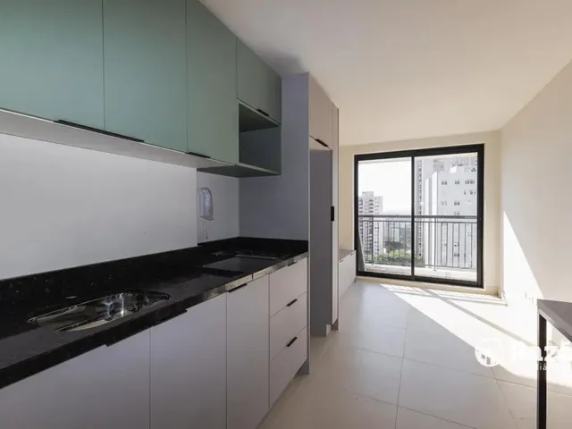 Apartamento 1 quarto e 1 banheiro, para alugar, no bairro Portão em Curitiba