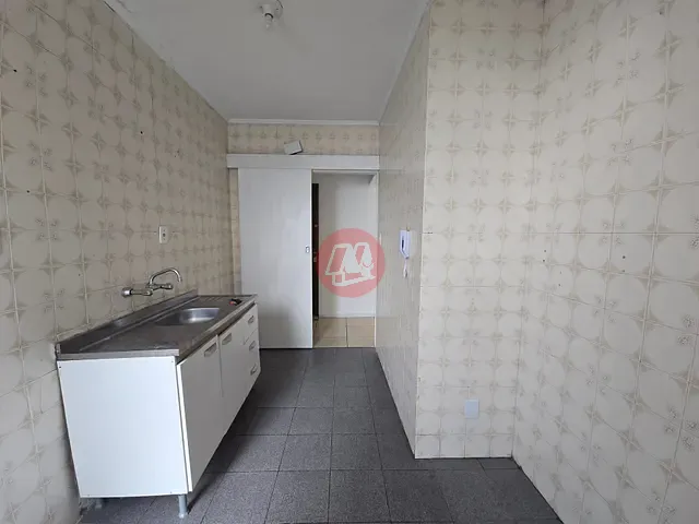 Apartamento com 97m² 2 quartos e 2 banheiros, à venda ou para alugar, no bairro Petrópolis em Porto Alegre
