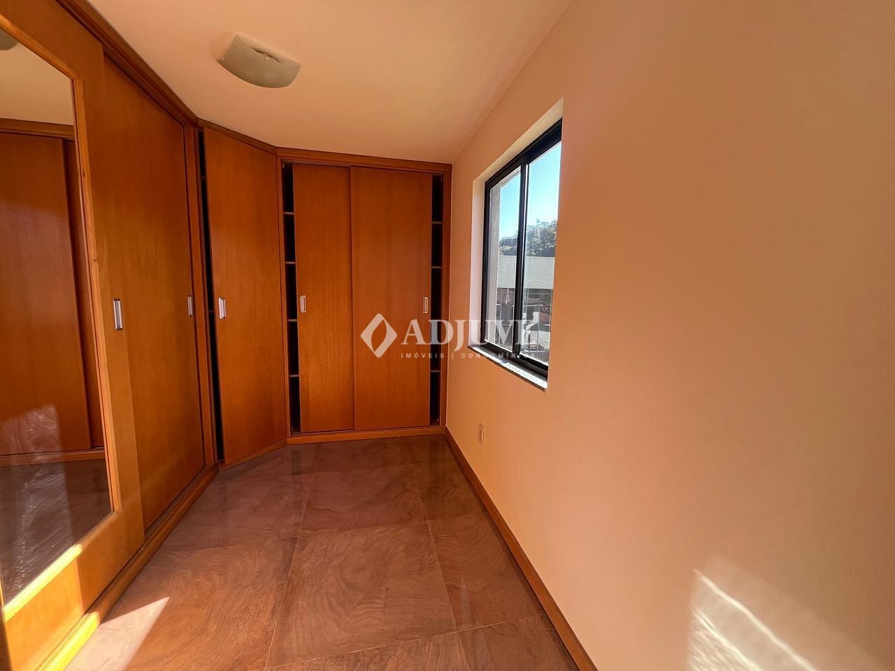 Apartamento à venda com 3 quartos, 84m² - Foto 10