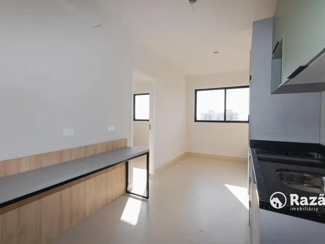 Apartamento 1 quarto e 1 banheiro, para alugar, no bairro Portão em Curitiba