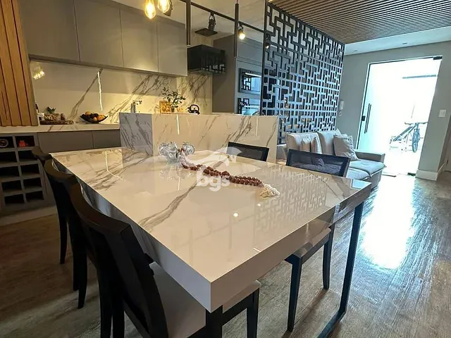 Apartamento com 120m² 2 quartos e 3 banheiros, à venda, no bairro Barra em Balneário Camboriú