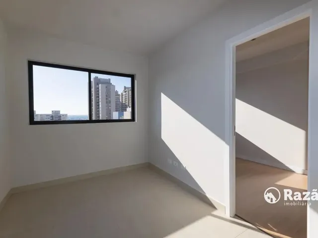Apartamento 1 quarto e 1 banheiro, para alugar, no bairro Portão em Curitiba