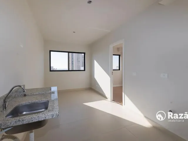 Apartamento 1 quarto e 1 banheiro, para alugar, no bairro Portão em Curitiba