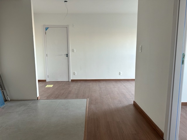 Apartamento 2 quartos e 1 banheiro, à venda, no bairro Fragata em Pelotas