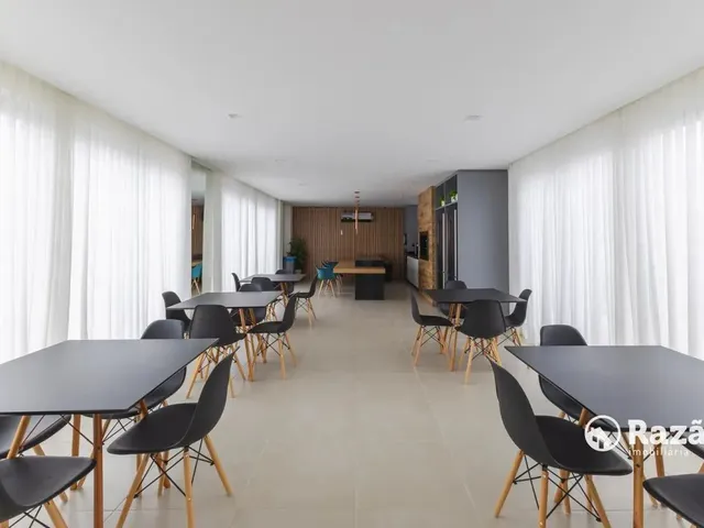 Apartamento 2 quartos e 1 banheiro, para alugar, no bairro Portão em Curitiba