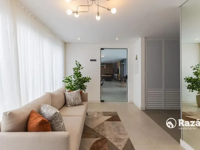 Apartamento 2 quartos e 1 banheiro, para alugar, no bairro Portão em Curitiba