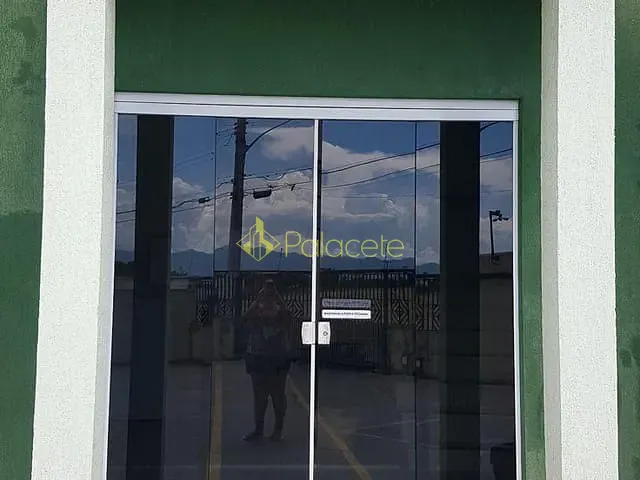 Apartamento 2 quartos e 1 banheiro, à venda, no bairro Conjunto Residencial Araretama em Pindamonhangaba