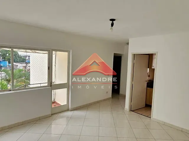 Apartamento 2 quartos e 1 banheiro, para alugar, no bairro Jardim Oswaldo Cruz em São José dos Campos