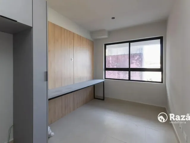 Apartamento 2 quartos e 1 banheiro, para alugar, no bairro Portão em Curitiba