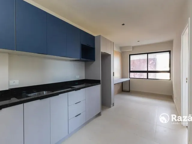 Apartamento 2 quartos e 1 banheiro, para alugar, no bairro Portão em Curitiba