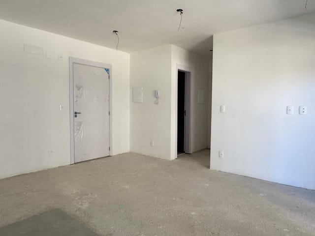 Apartamento 2 quartos e 2 banheiros, à venda, no bairro Areal em Pelotas