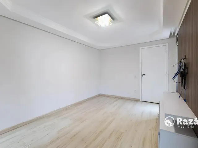 Apartamento 2 quartos e 1 banheiro, para alugar, no bairro Campo de Santana em Curitiba