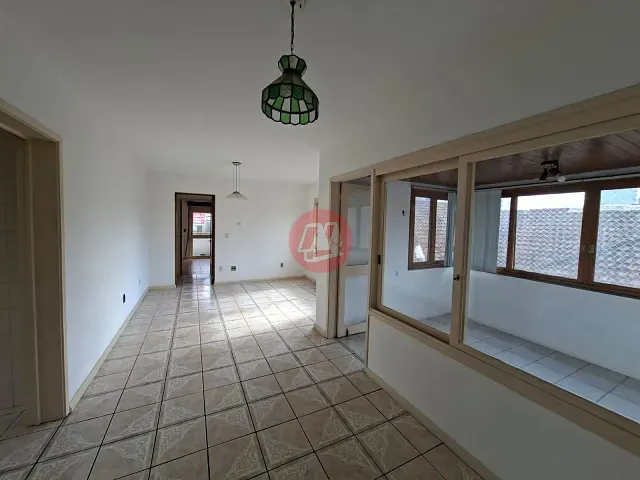 Apartamento com 95m² 2 quartos e 2 banheiros, para alugar, no bairro Farroupilha em Porto Alegre