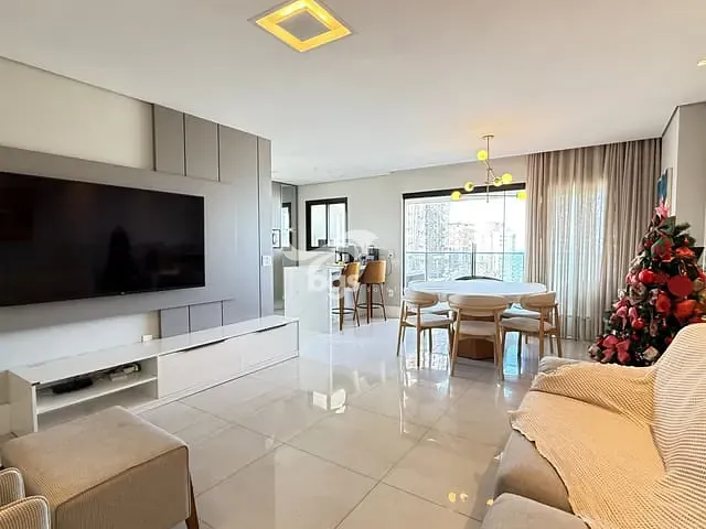 Apartamento com 183m² 3 quartos e 4 banheiros, à venda, no bairro Centro em Balneário Camboriú