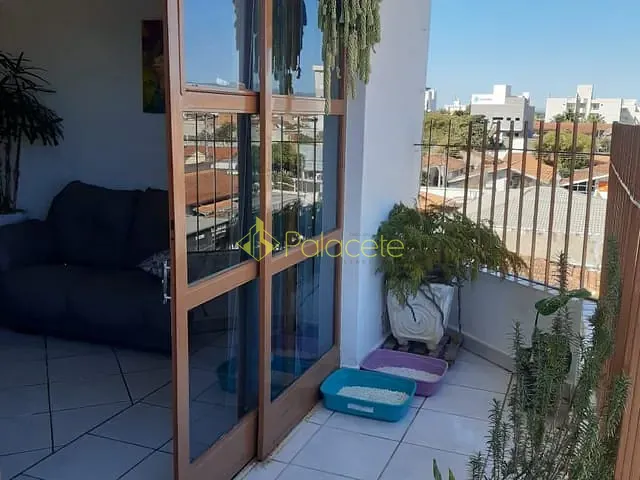 Apartamento 3 quartos e 1 banheiro, à venda, no bairro Parque São Benedito em Pindamonhangaba