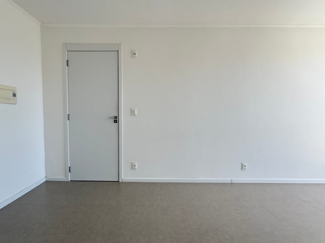Apartamento com 95m² 2 quartos e 1 banheiro, à venda, no bairro Centro em Pelotas