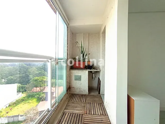 Apartamento 2 quartos e 2 banheiros, à venda, no bairro Jardim Marilu em Carapicuíba