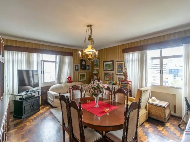 Apartamento 3 quartos e 2 banheiros, à venda, no bairro CENTRO em Curitiba