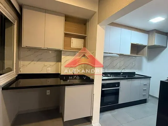 Apartamento 2 quartos e 1 banheiro, para alugar, no bairro Vila Industrial em São José dos Campos