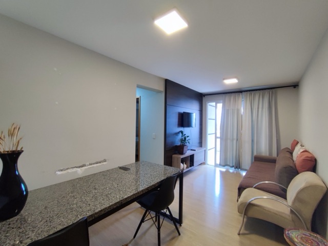Apartamento com 114m² 3 quartos e 2 banheiros, à venda, no bairro Guanabara em Londrina