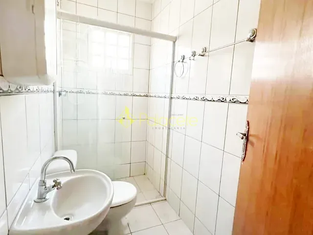 Apartamento 2 quartos e 1 banheiro, à venda, no bairro Jardim Boa Vista em Pindamonhangaba