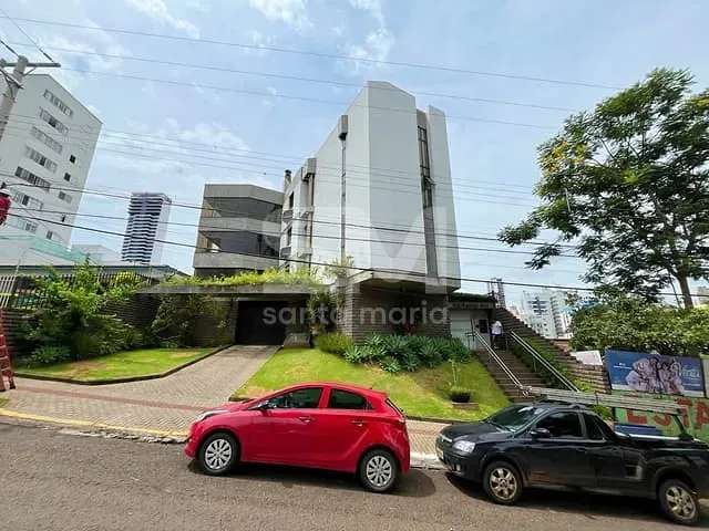 Apartamento com 354m² 4 quartos e 2 banheiros, à venda, no bairro Centro em Chapecó
